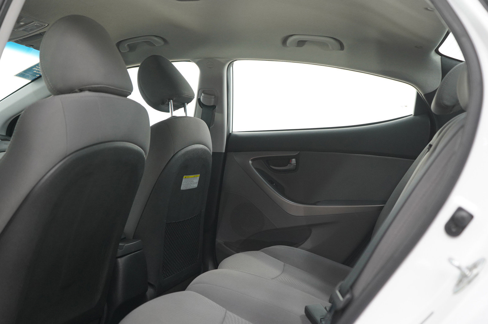 Used 2015 Hyundai Elantra SE w/ Option Group 02 FWD image 16