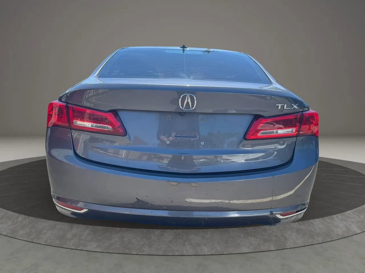 Used 2018 Acura TLX FWD image 4