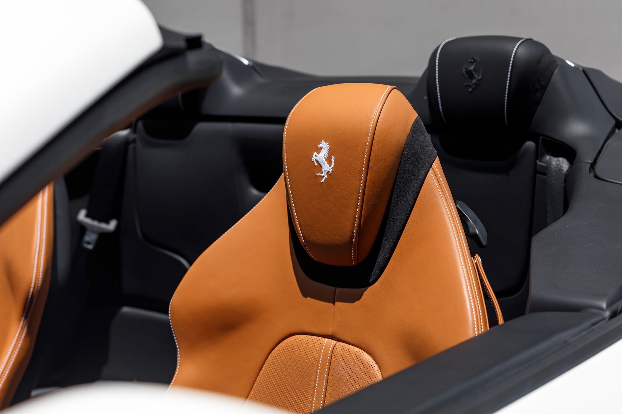 Used 2024 Ferrari Roma Spider RWD image 47