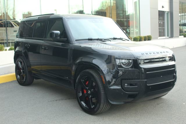 Used 2025 Land Rover Defender 110 X image 10