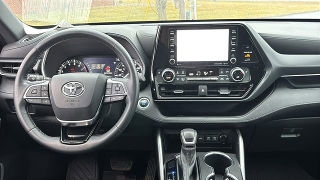 Used 2021 Toyota Highlander XSE image 7