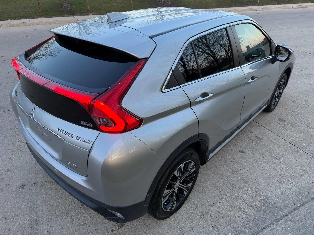 Used 2018 Mitsubishi Eclipse Cross SEL image 6