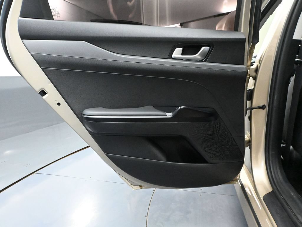 Used 2021 Kia K5 LXS AWD/4WD image 28