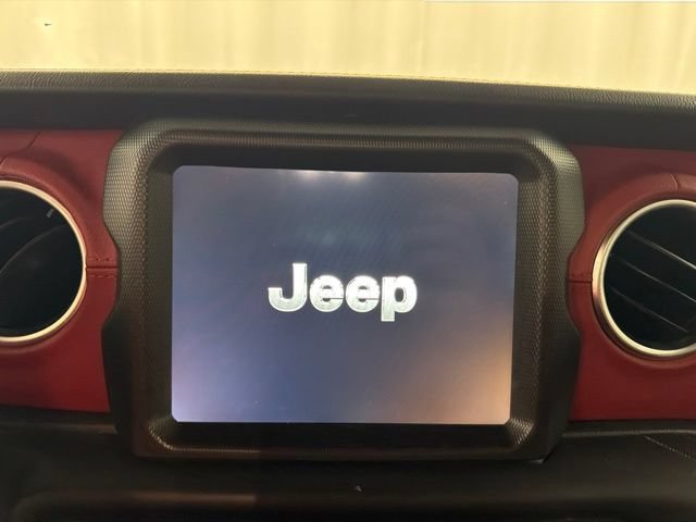Used 2023 Jeep Wrangler Unlimited Rubicon 4xe AWD/4WD image 15