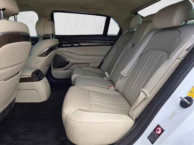 Used 2019 Genesis G90 3.3T Premium RWD image 19