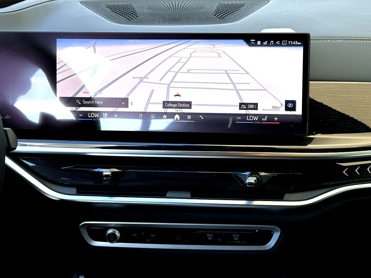 New 2026 BMW X6 xDrive40i w/ Climate Comfort Package image 20