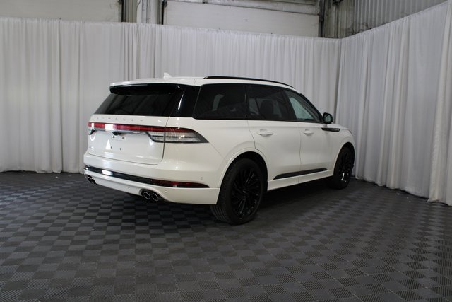 Used 2022 Lincoln Aviator Reserve w/ Equipment Group 201A image 24