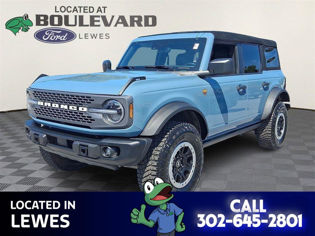 Used 2023 Ford Bronco Badlands w/ Sasquatch Package image 2