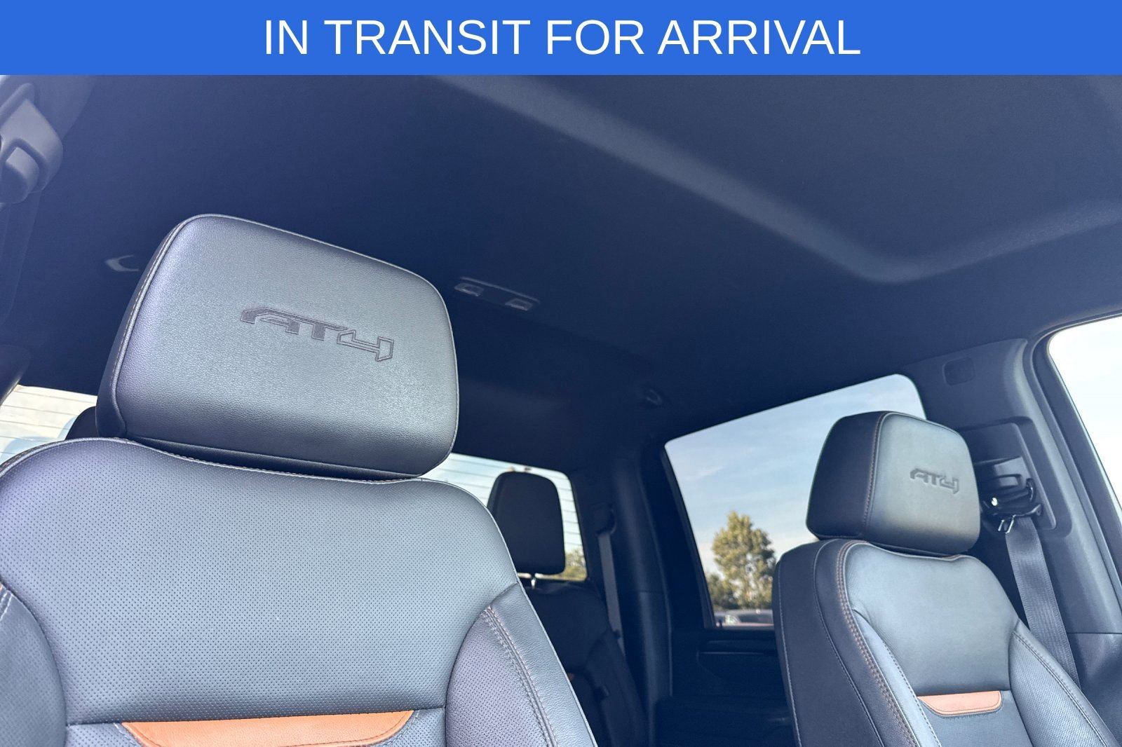 Used 2025 GMC Sierra 2500 AT4 AWD/4WD image 17