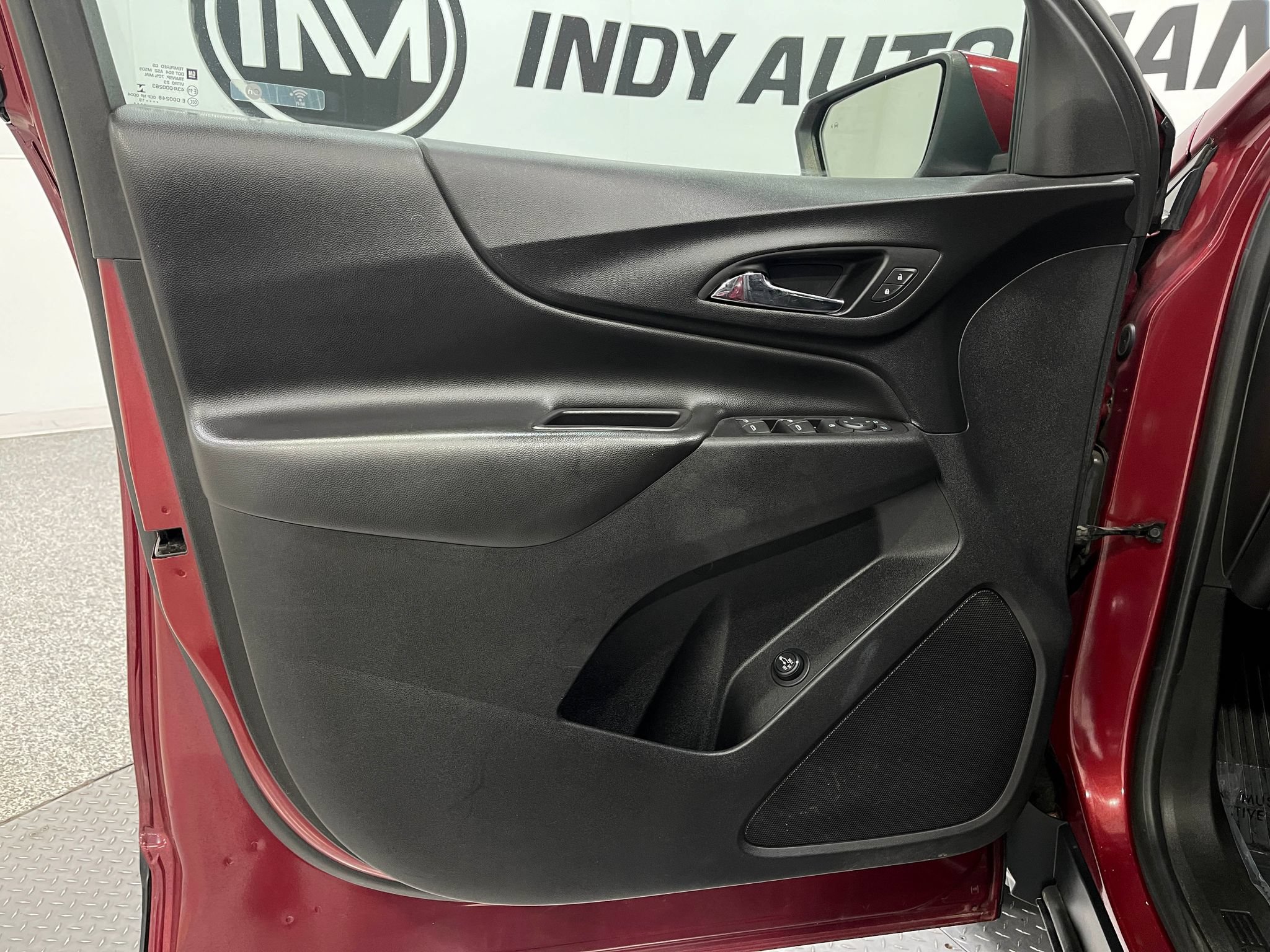 Used 2019 Chevrolet Equinox LT AWD/4WD image 13