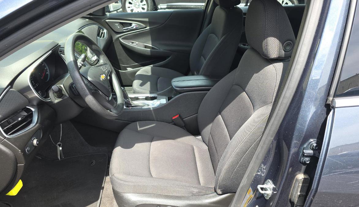 Used 2020 Chevrolet Malibu LT FWD image 6