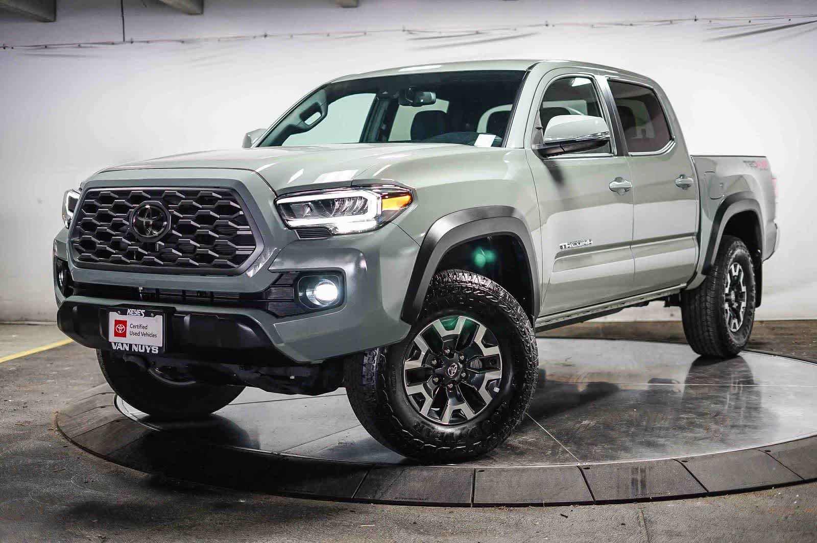Certified 2023 Toyota Tacoma TRD Off-Road AWD/4WD image 1