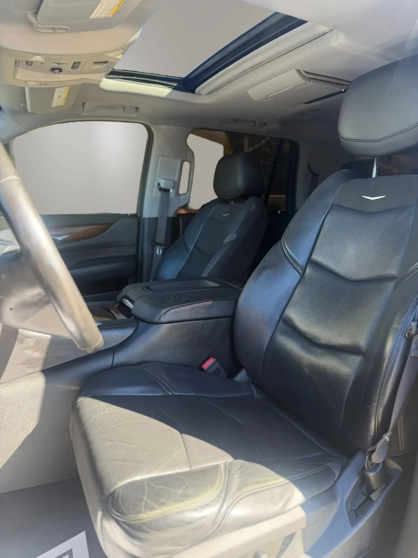 Used 2016 Cadillac Escalade Premium RWD image 11