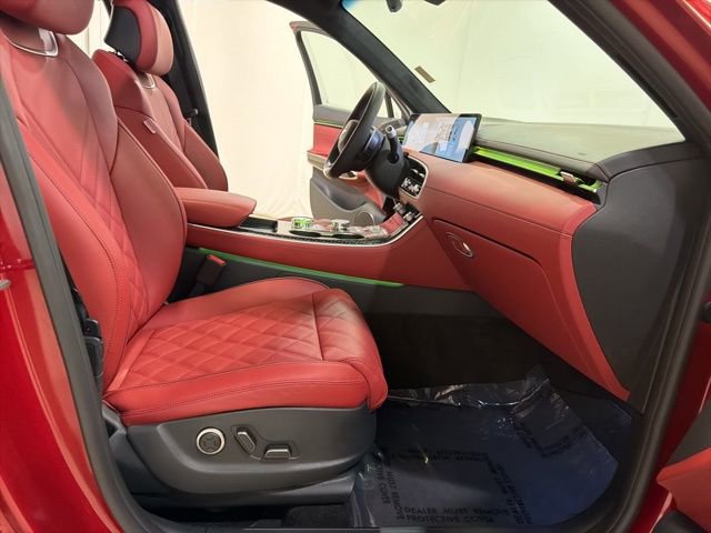 Used 2026 Genesis GV70 3.5T Sport Prestige image 25