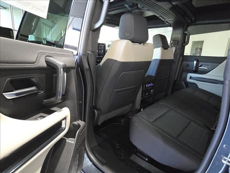 New 2026 GMC Hummer EV SUV image 5