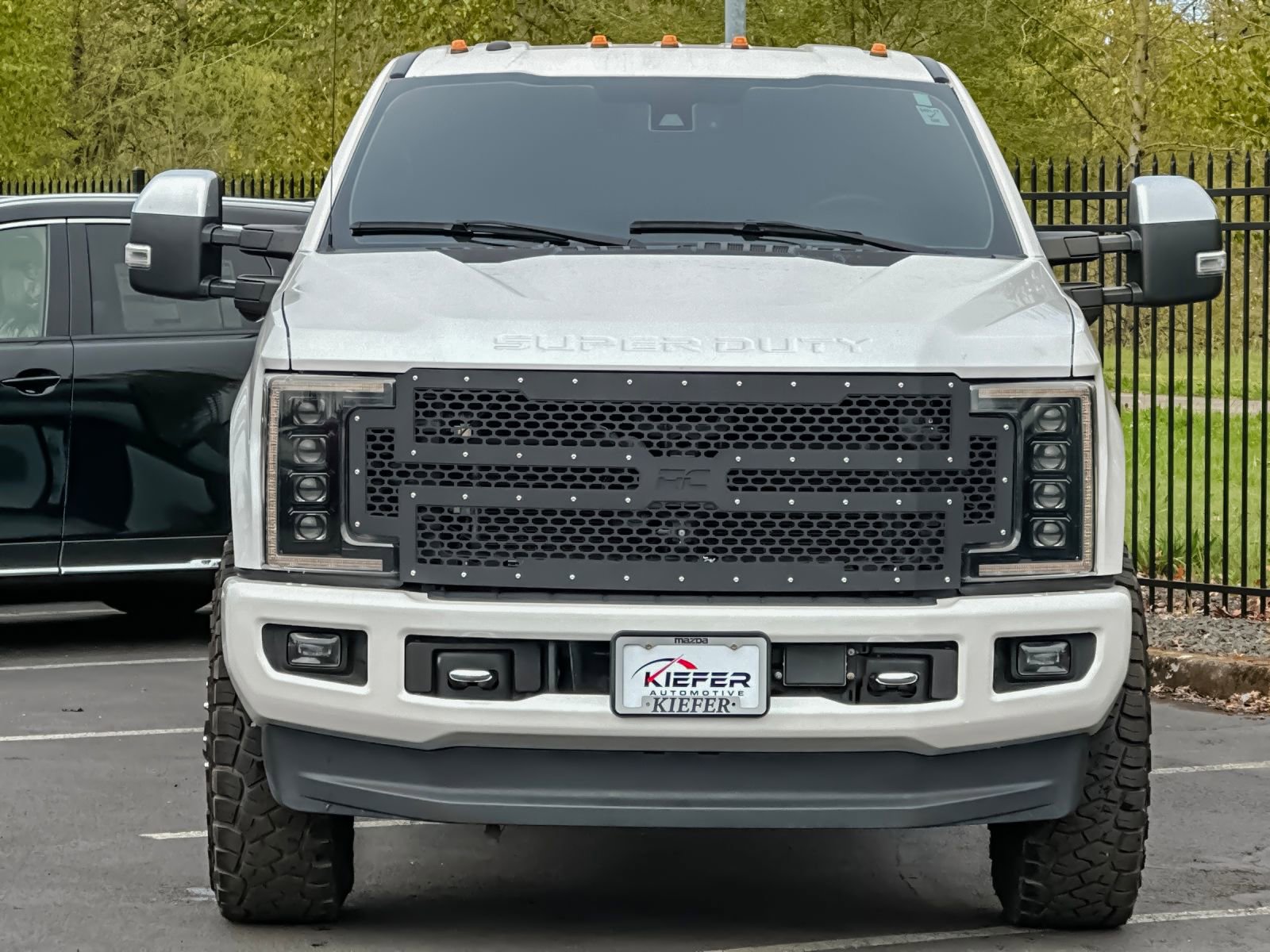 Used 2017 Ford F350 Platinum image 8