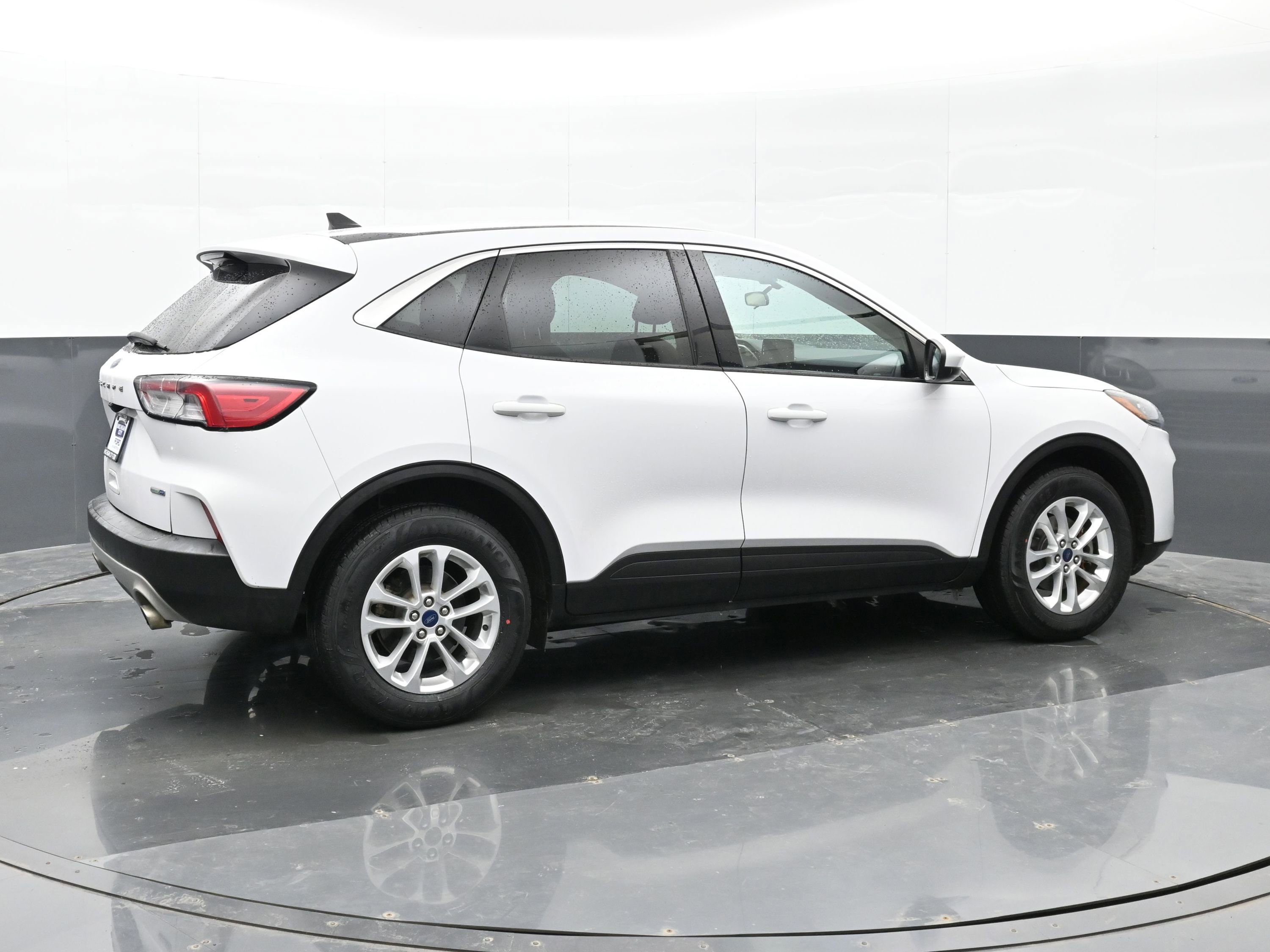 Used 2020 Ford Escape SE AWD/4WD image 8