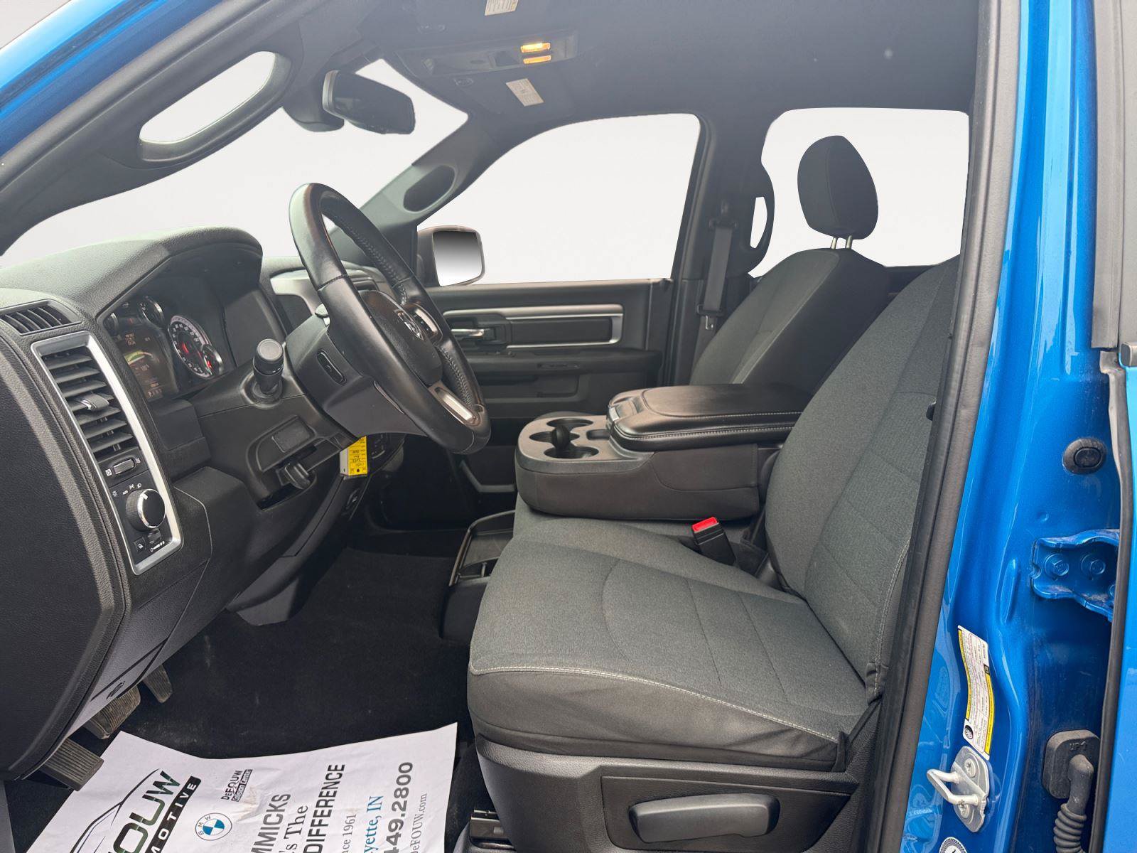 Used 2022 RAM 1500 Classic Warlock AWD/4WD image 10