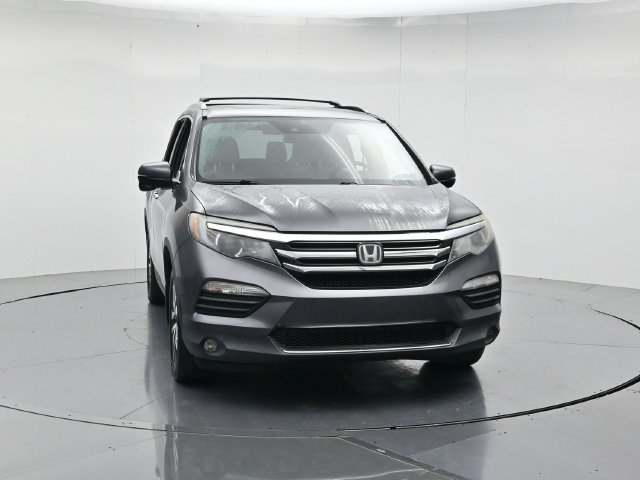 Used 2016 Honda Pilot Touring image 4
