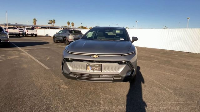 New 2026 Chevrolet Equinox EV LT AWD/4WD image 3