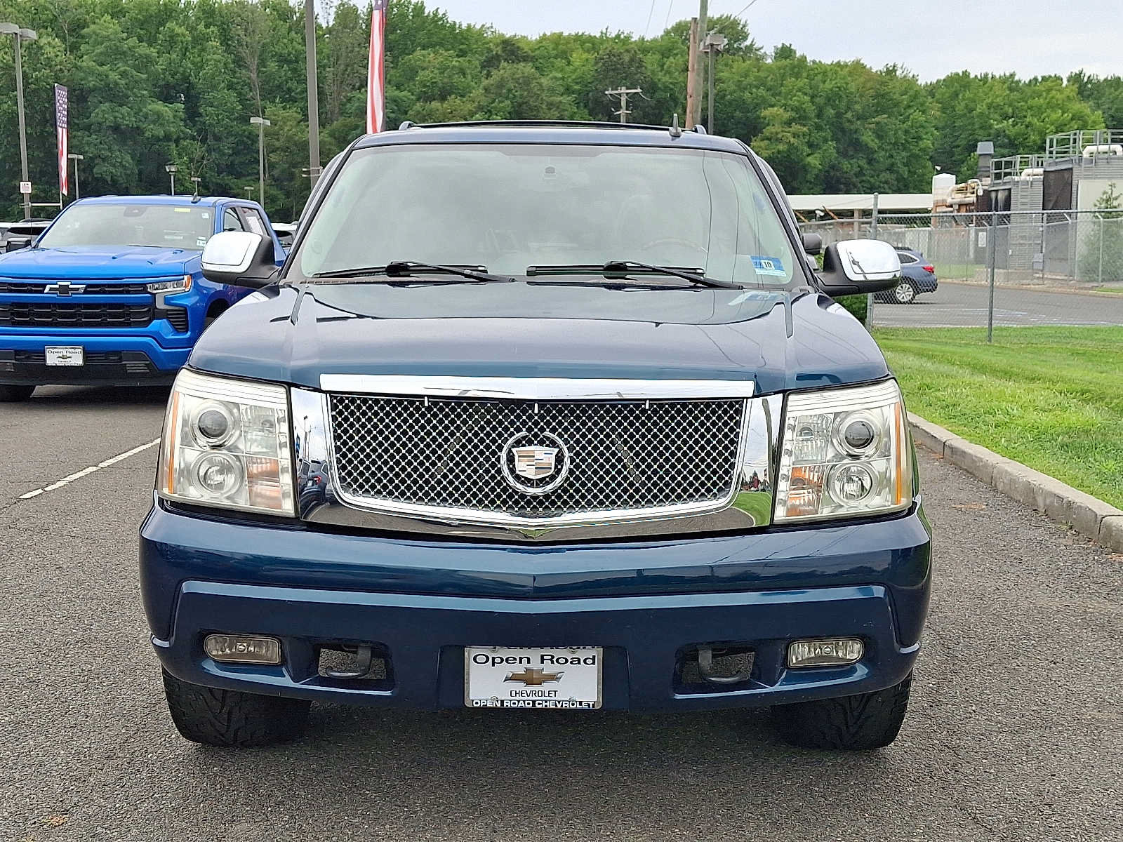 Used 2006 Cadillac Escalade AWD image 2