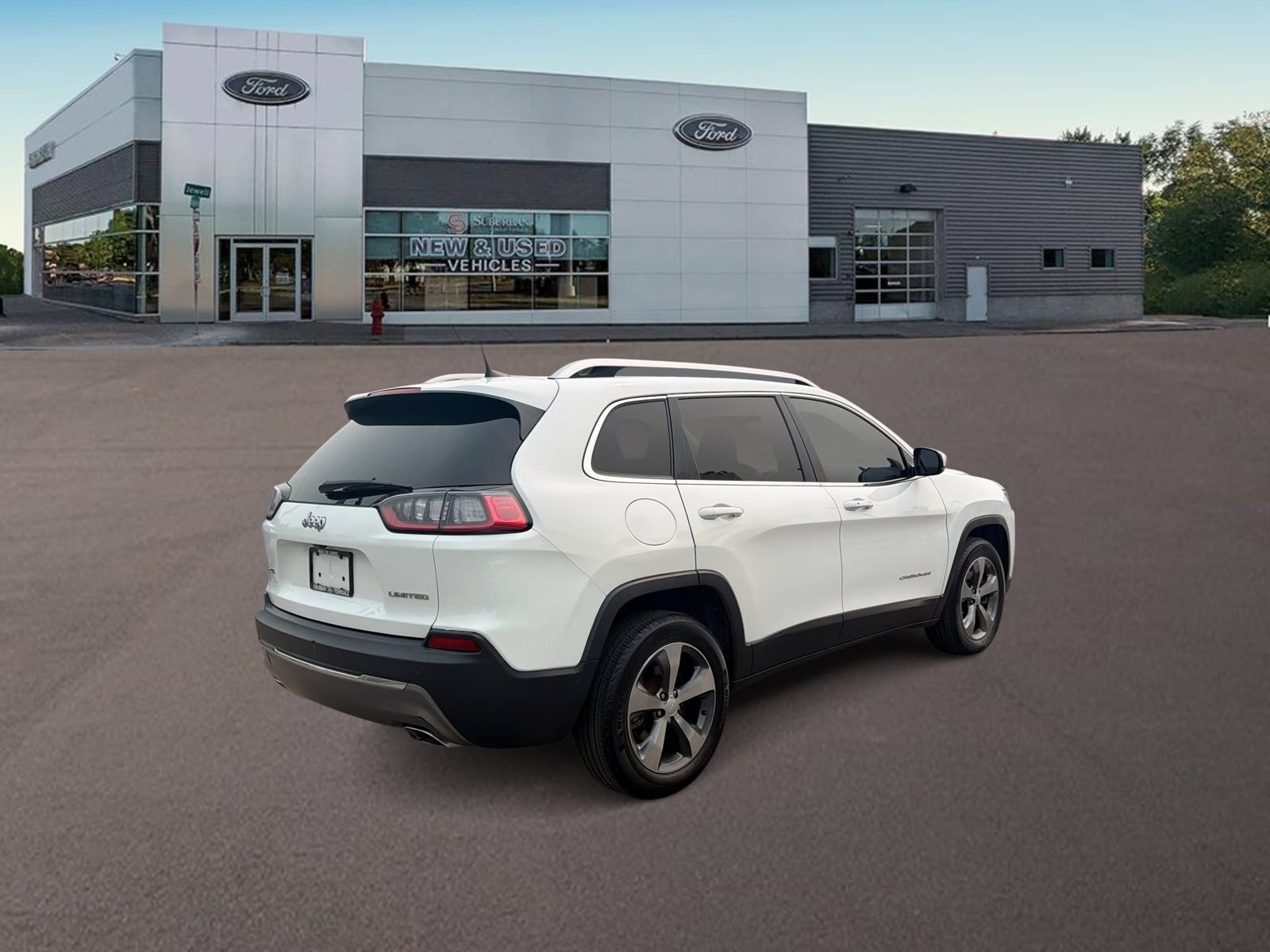 Used 2019 Jeep Cherokee Limited AWD/4WD image 9
