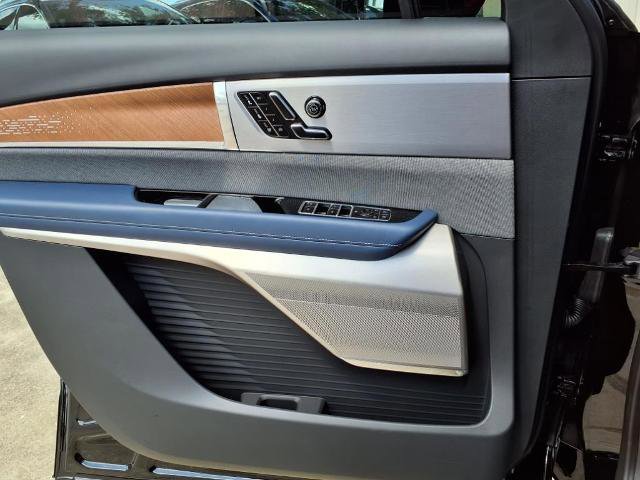 New 2026 Cadillac Vistiq Premium Luxury image 15