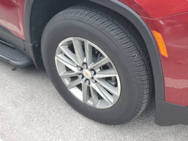 Used 2023 Chevrolet Traverse LT FWD image 4