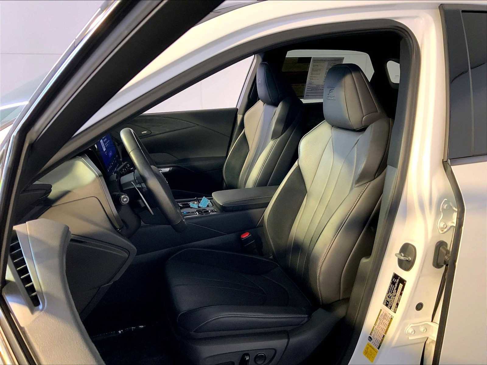 Used 2023 Lexus RX 500h F Sport AWD/4WD image 5