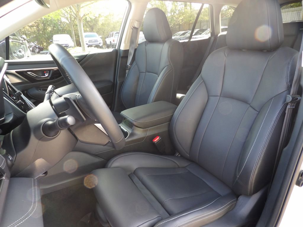 Used 2024 Subaru Outback Limited image 13