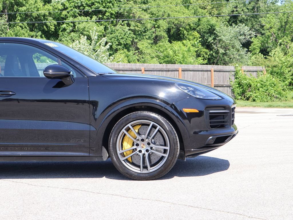 Certified 2023 Porsche Cayenne GTS AWD/4WD image 10