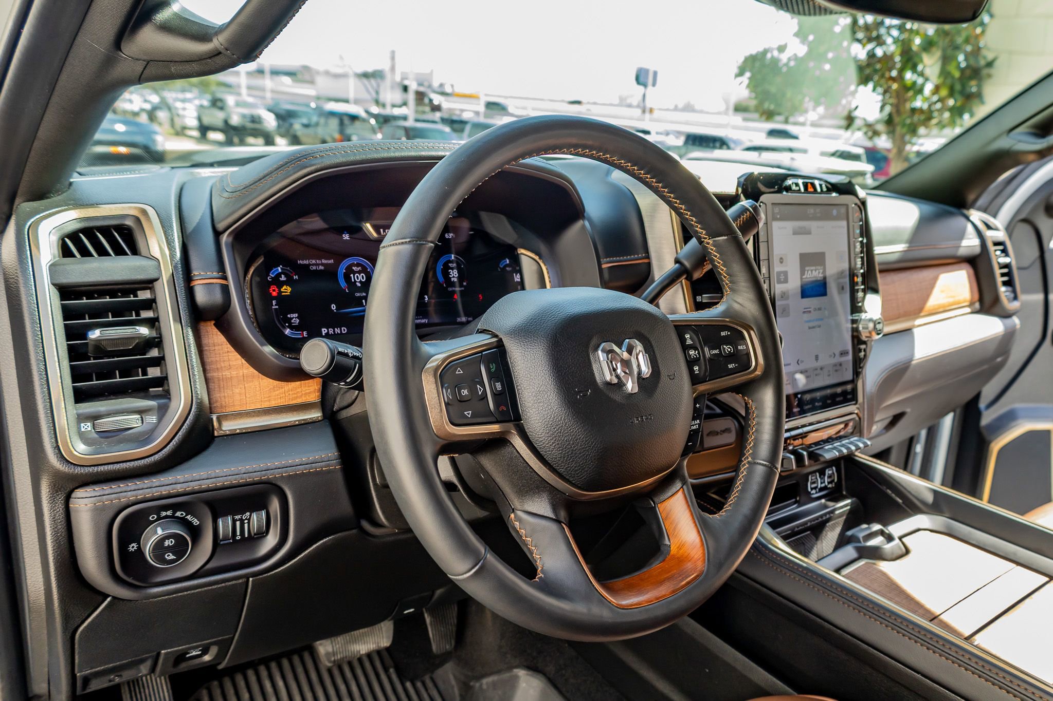 Used 2024 RAM 2500 Limited w/ Safety Group image 17