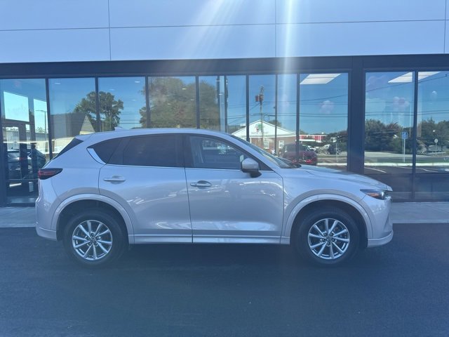 Used 2024 MAZDA CX-5 AWD 2.5 S w/ Select Package image 2