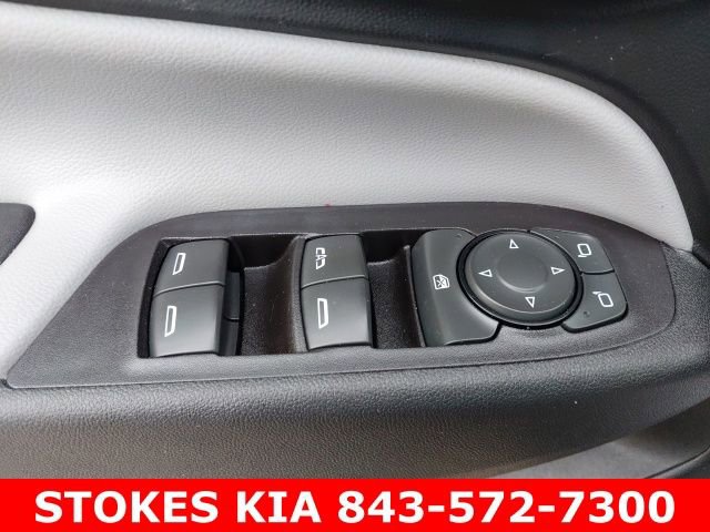 Used 2018 Chevrolet Equinox LS image 20