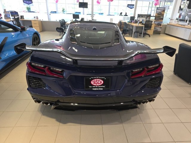 Used 2025 Chevrolet Corvette Stingray Coupe w/ 1LT image 4