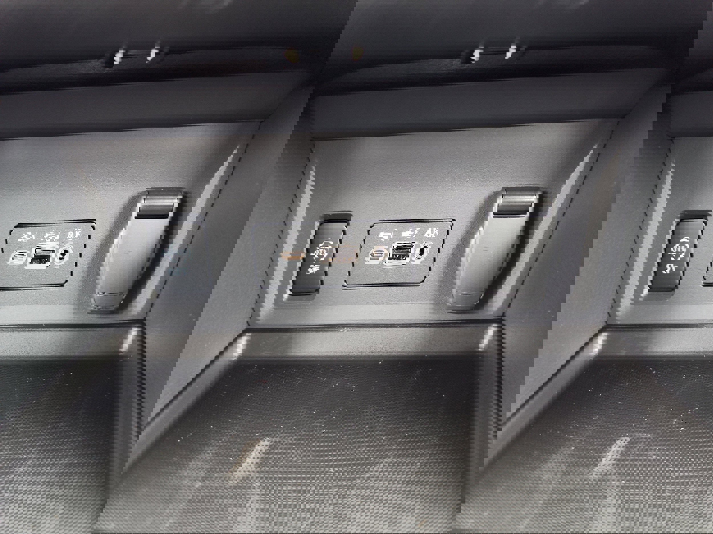 New 2025 Nissan Sentra SV w/ All-Weather Package image 13