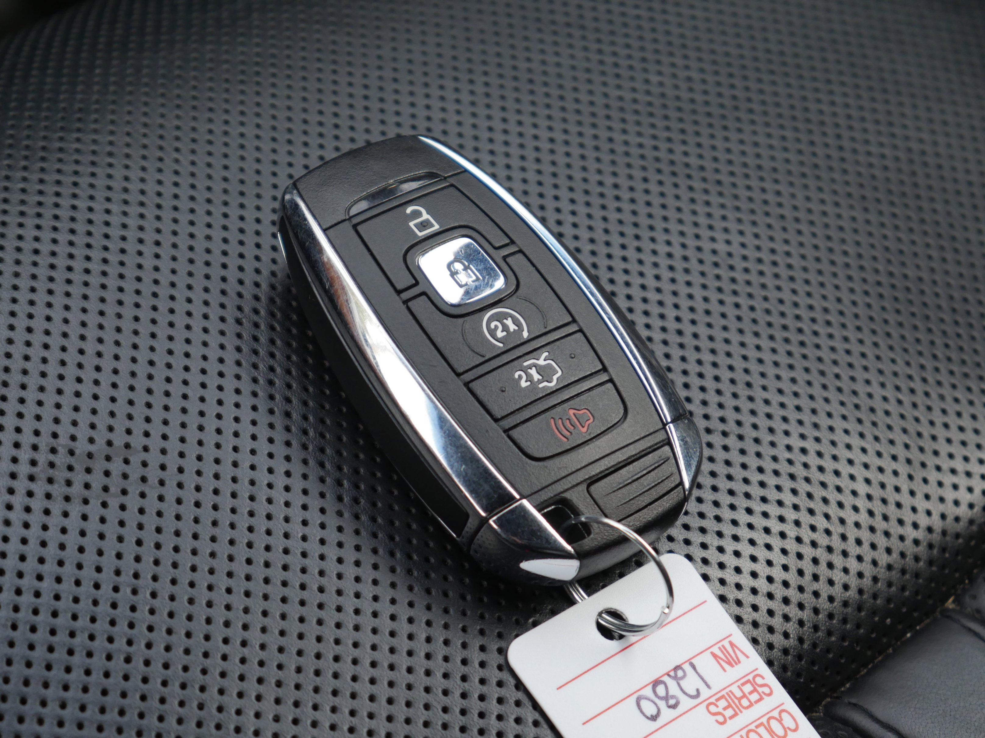 Used 2019 Lincoln Nautilus Reserve image 33