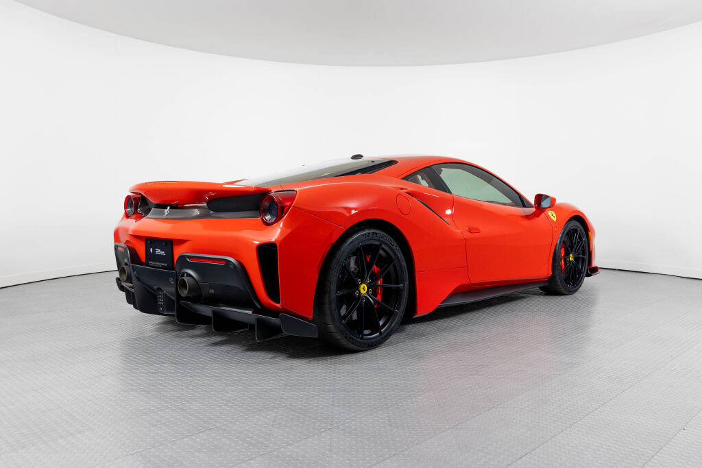 Certified 2019 Ferrari 488 Pista Coupe RWD image 16