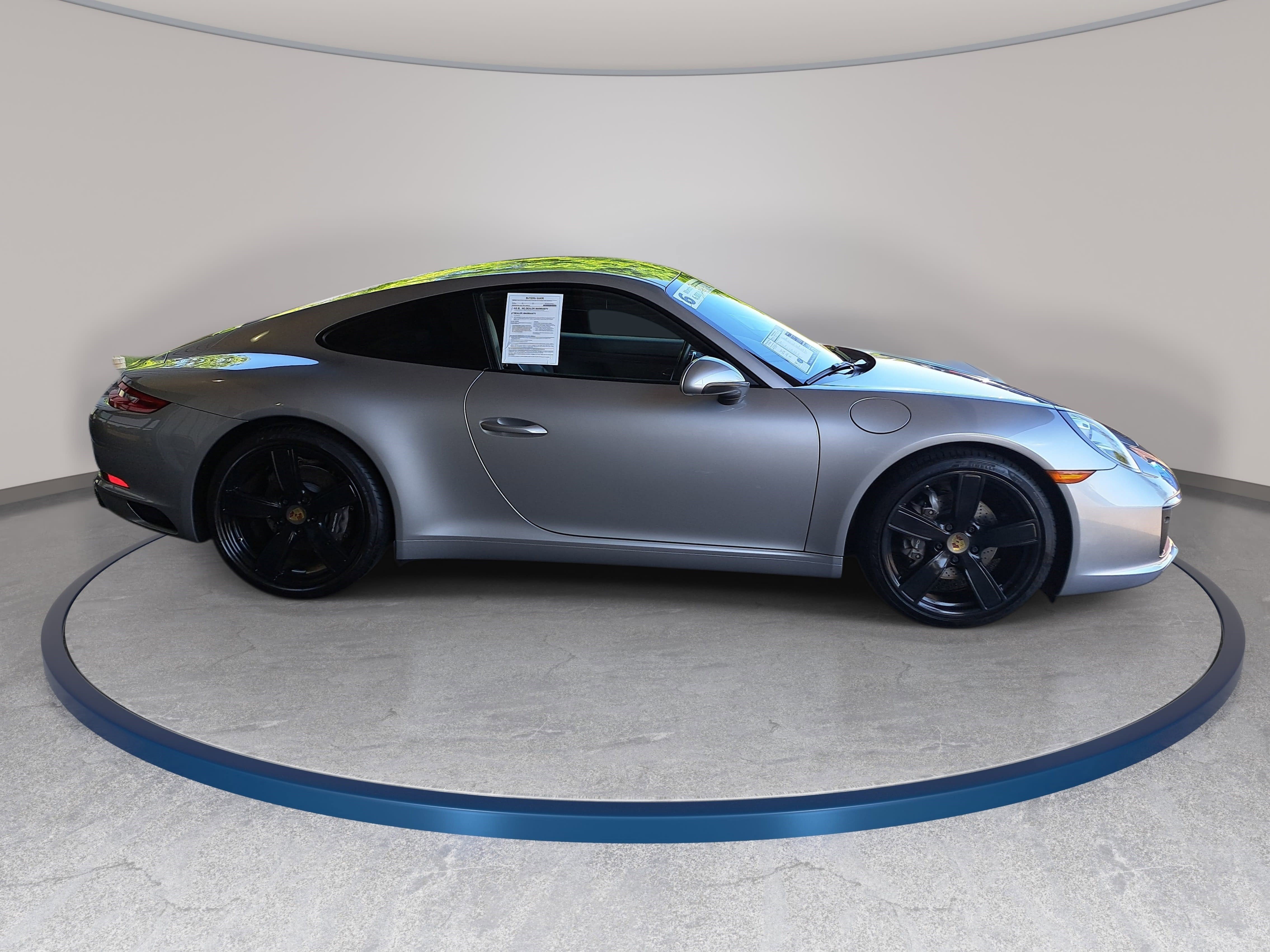 Used 2018 Porsche 911 Carrera RWD image 4