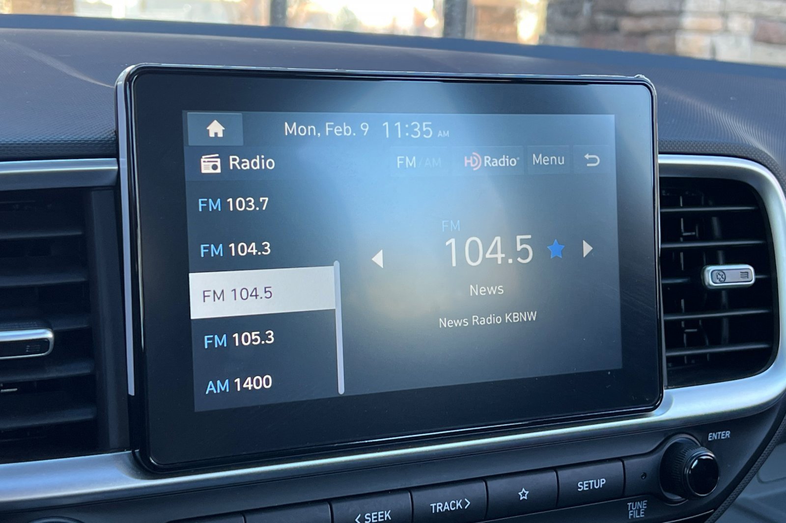 Certified 2025 Hyundai Venue SEL image 25