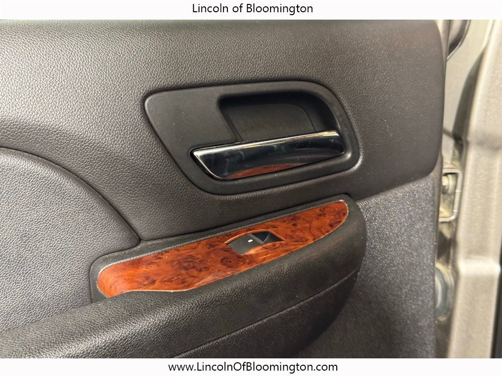 Used 2011 Chevrolet Suburban LT w/ Luxury Package image 39