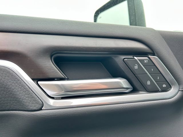 Used 2025 GMC Sierra 2500 Denali w/ Denali Reserve Package image 29
