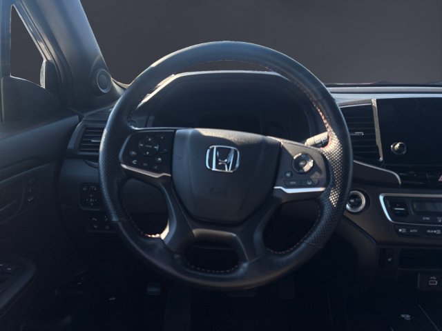 Certified 2024 Honda Passport TrailSport image 12