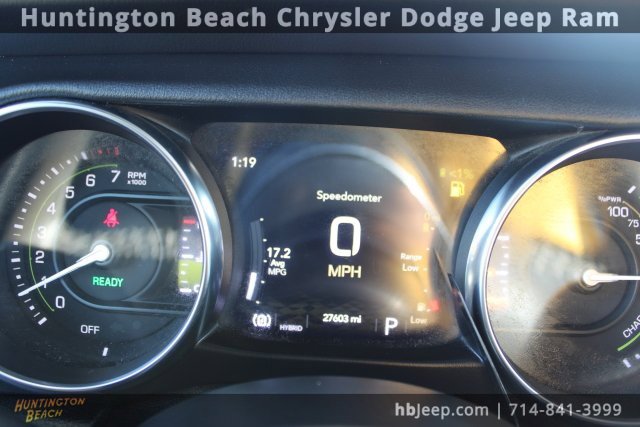 Used 2022 Jeep Wrangler Unlimited Sahara w/ Cold Weather Group image 19