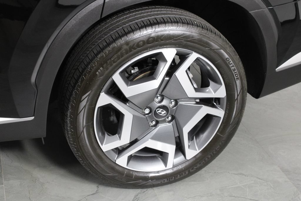 Used 2025 Hyundai Palisade SEL FWD image 13