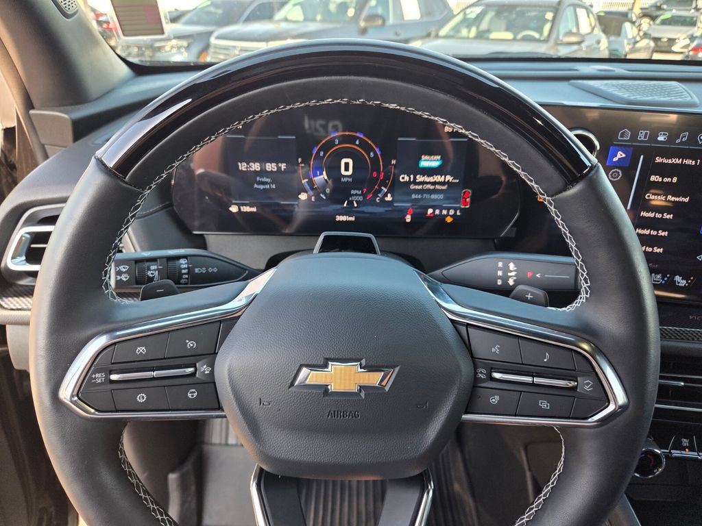 Used 2026 Chevrolet Traverse High Country w/ LPO, Floor Liner Package FWD image 32