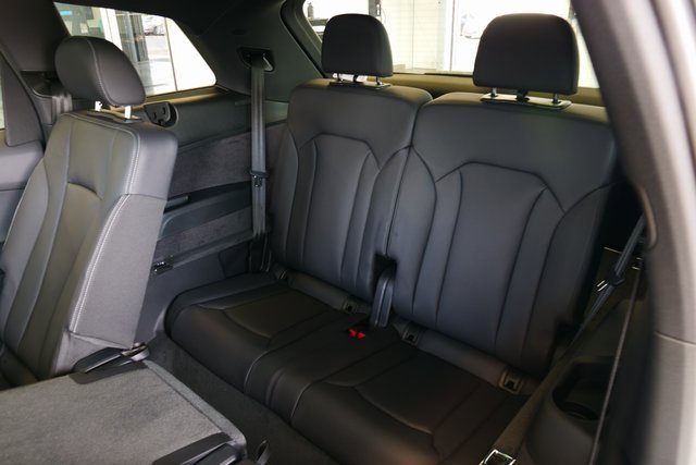 New 2025 Audi Q7 3.0T Premium Plus image 13