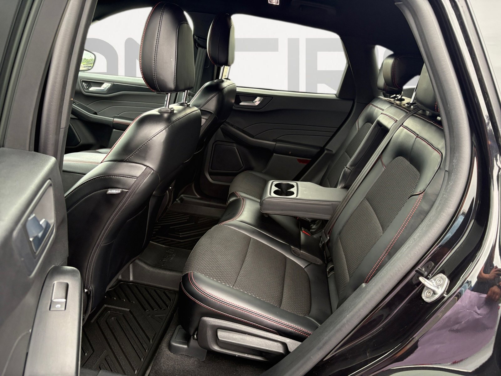 Used 2024 Ford Escape ST-Line w/ Equipment Group 301A FWD image 20