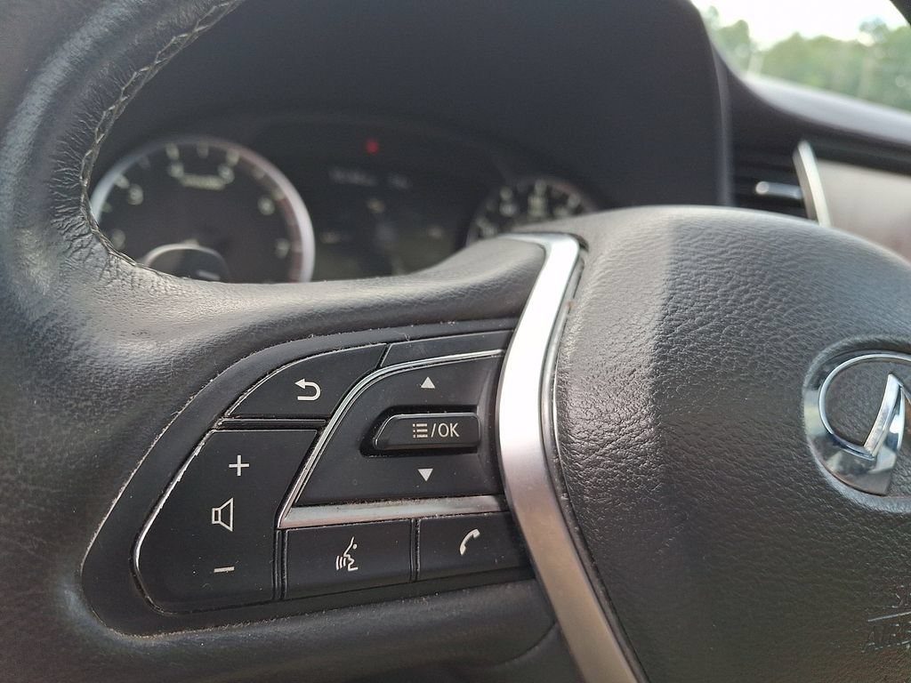 Used 2019 INFINITI QX50 Essential w/ Sensory Package AWD/4WD image 20