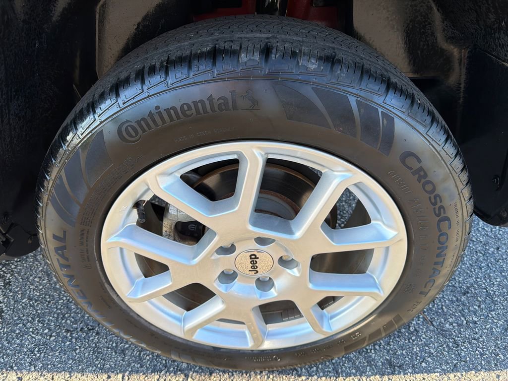 Used 2023 Jeep Renegade Latitude image 19